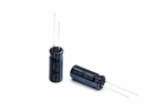 Конденсатор електролітичний 3300 uF 6,3 V, 105C, d10 h25