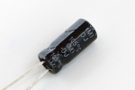 Конденсатор електролітичний 22 uF 35 V, 105C, d5 h11