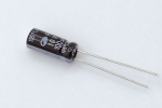 Конденсатор електролітичний 100 uF 10 V, 105C, d5 h11