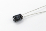 Конденсатор електролітичний 1 uF 50 V, 105C, d4 h7